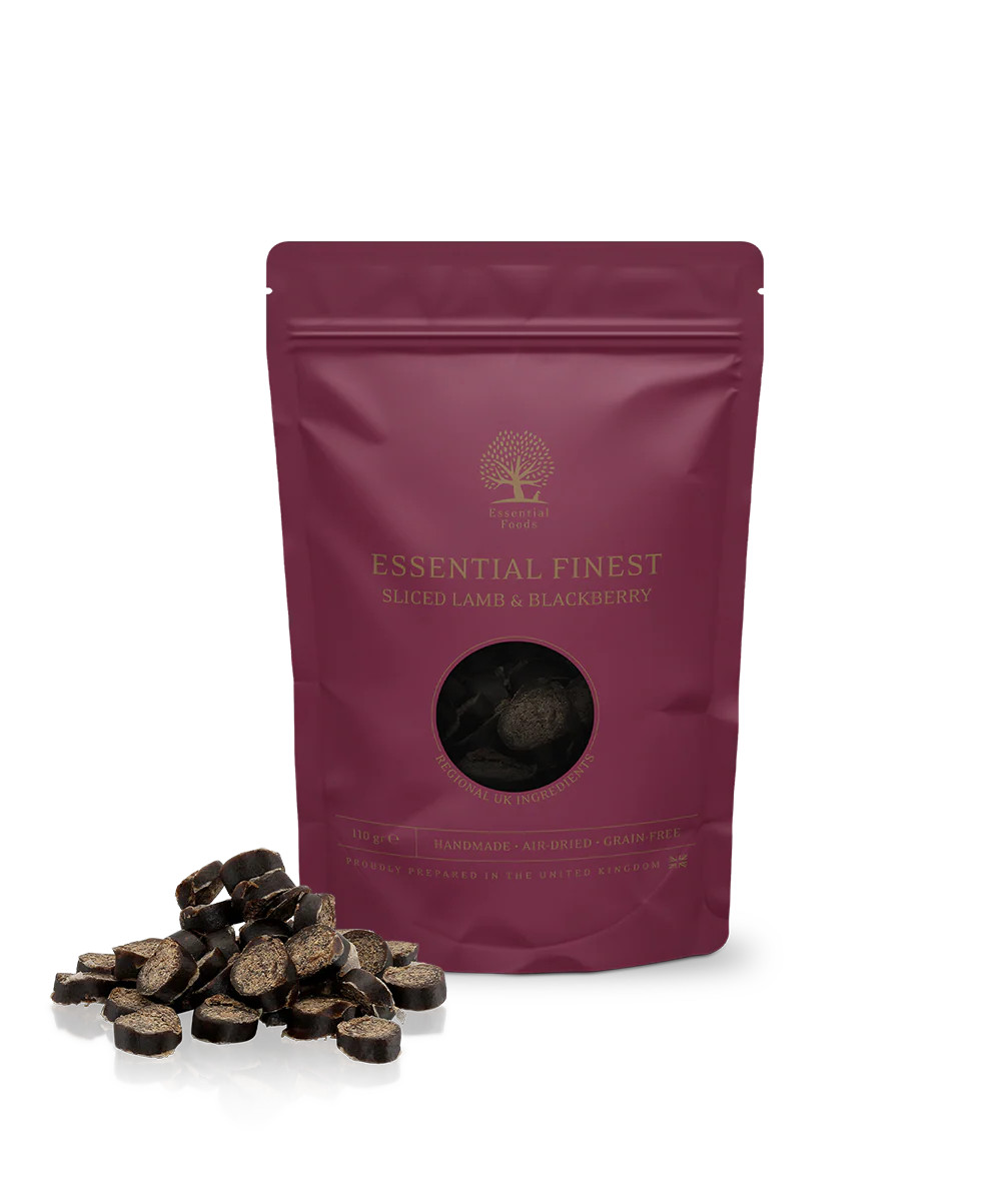 Essential Finest Sliced Lamb & Blackberry Hundgodis - 110 g - Essential Foods